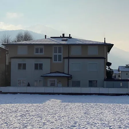 Urban Loft 公寓